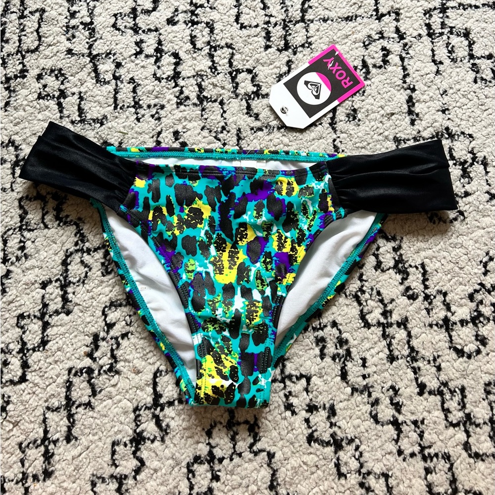 NWT ROXY bikini size L